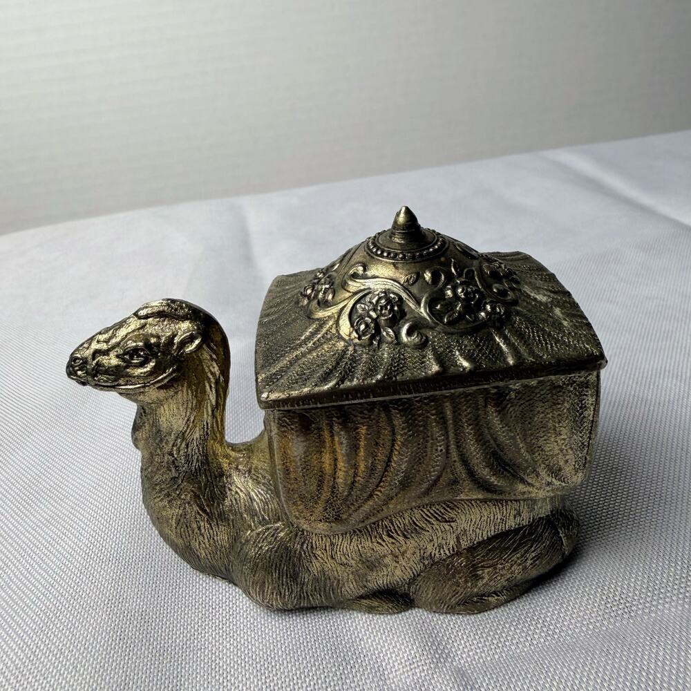 VTG Japan Camel Trinket Box Silver Tone Hinged Red Velvet Ring Jewelry